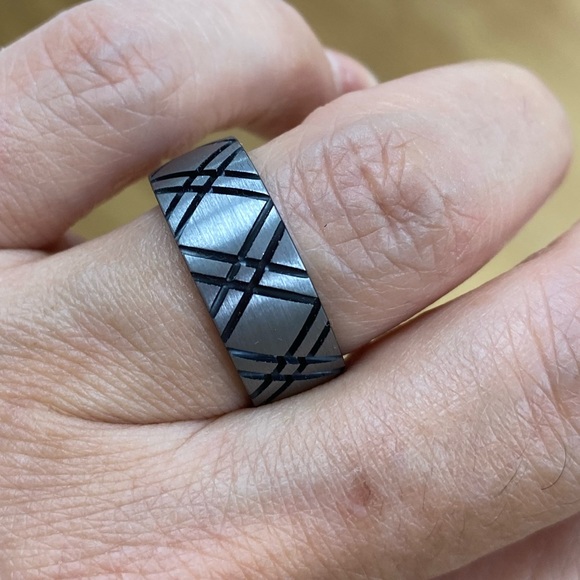 8MM TUNGSTEN WEDDING BAND DOUBLE X DESIGN RING - Picture 2 of 9